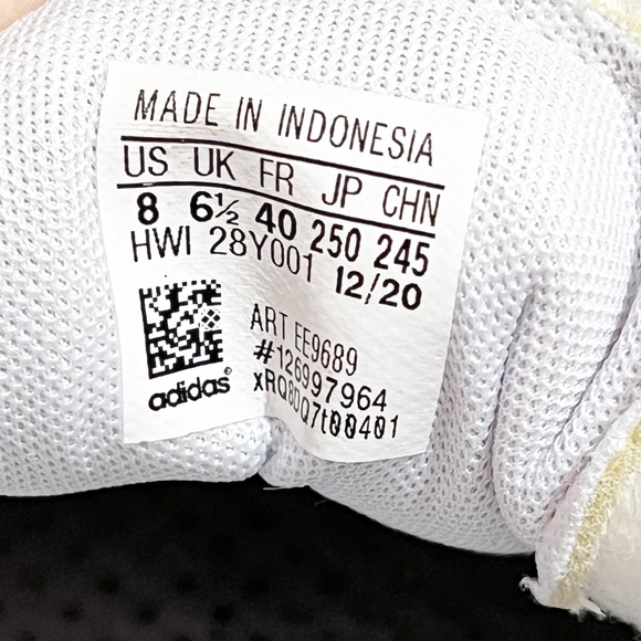 Adidas Ladies Laced Sneakers White with Iridescent Size 8 Casual Athletic - Picture 7 of 7